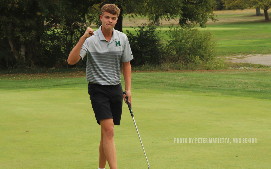 Golfer Golfing